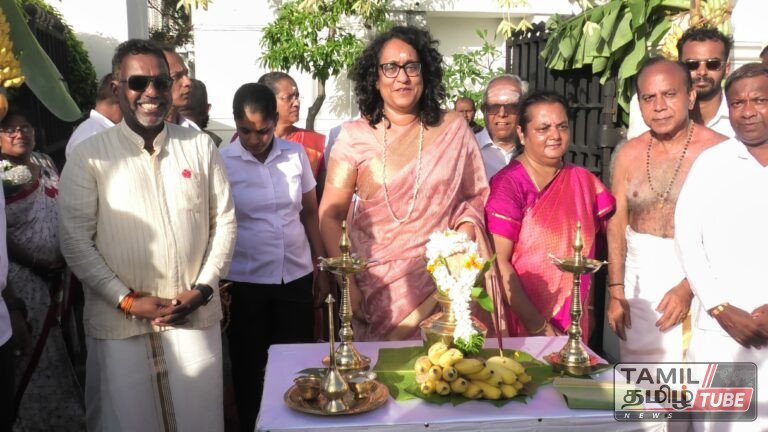 ஸ்ரீ புதிய கதிரேசன் கோவிலின் வருடாந்த ஆடி வேல் ஊர்வல பூசை வழிபாடுகளில் பிரதமர் கலந்துகொண்டார் / Video